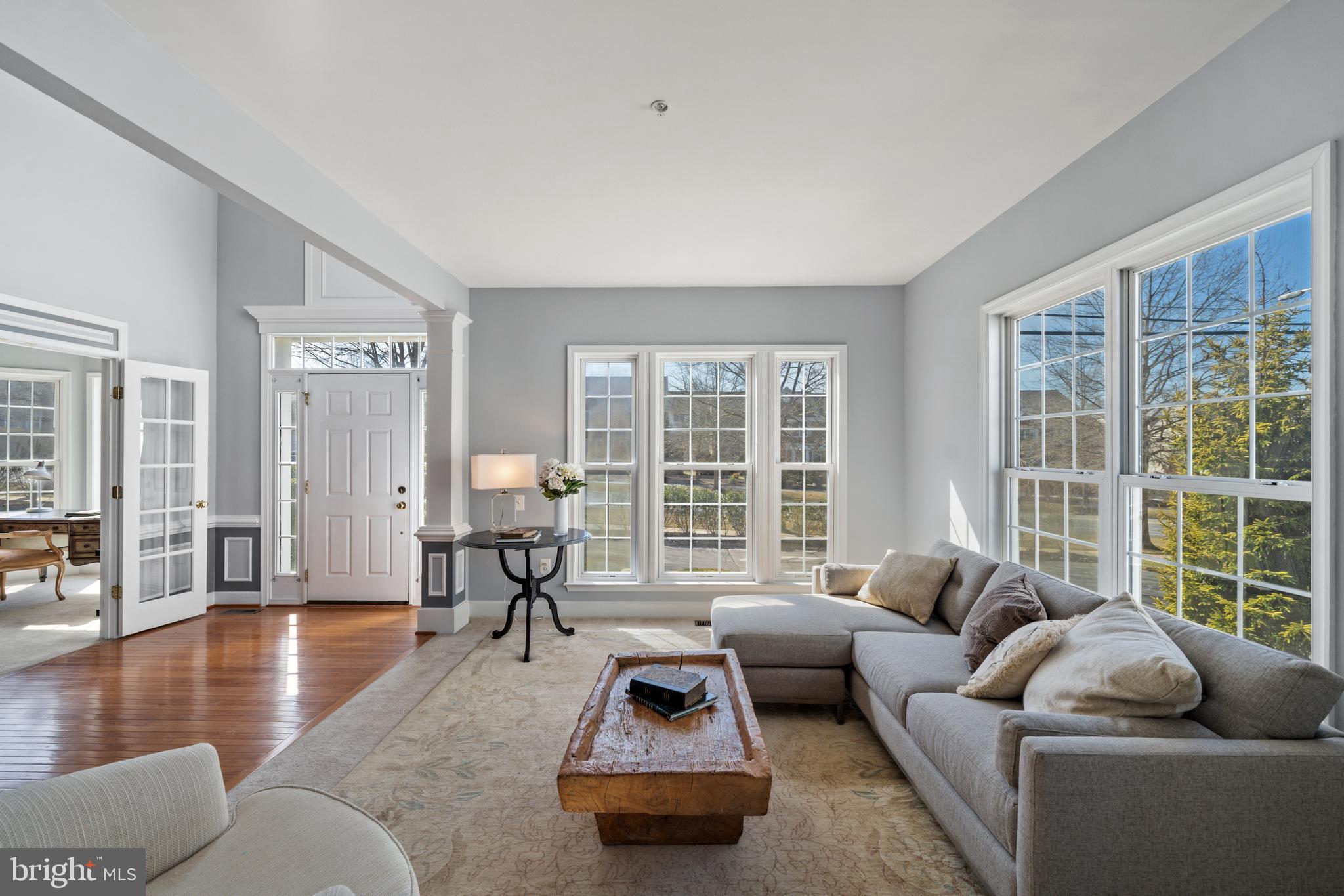 12809 West Old Baltimore Road Boyds, MD 20841 - Photo 5 of 75 Living Room