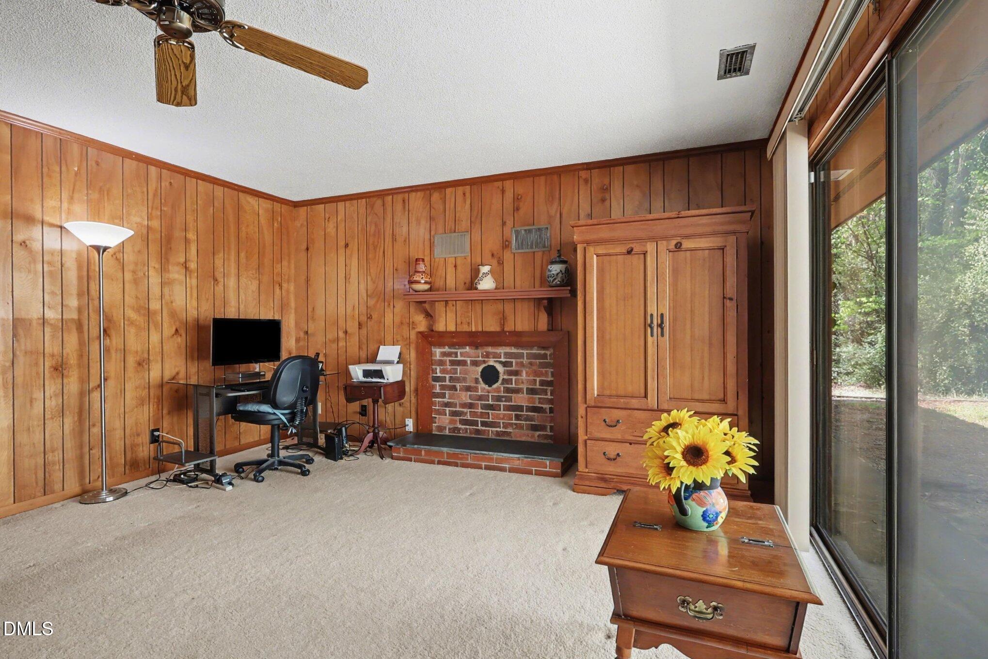 5702 Old Greensboro Road Chapel Hill, NC 27516 - Photo 25 of 43 a room with toys and furniture