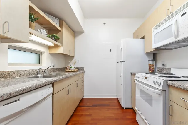 $475,000 | 425 West Beech Street, Unit 327, San Diego, CA 92101