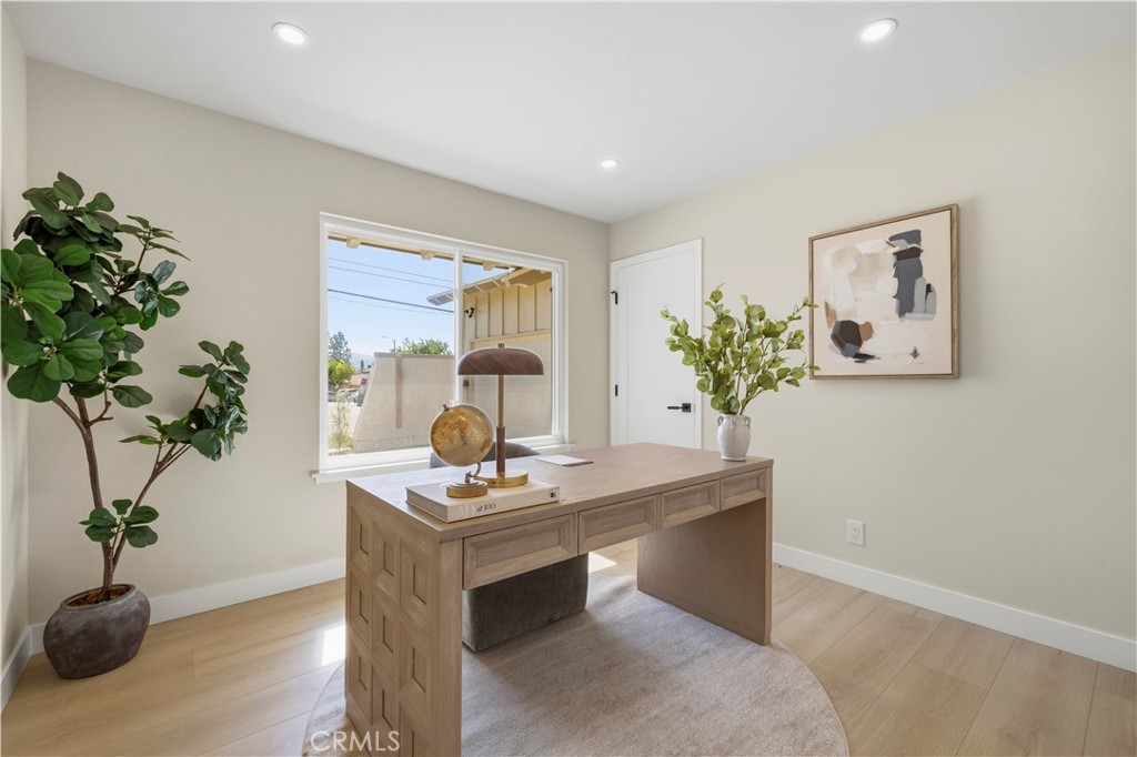 2133 Cochran Street Simi Valley, CA 93065 - Photo 14 of 35