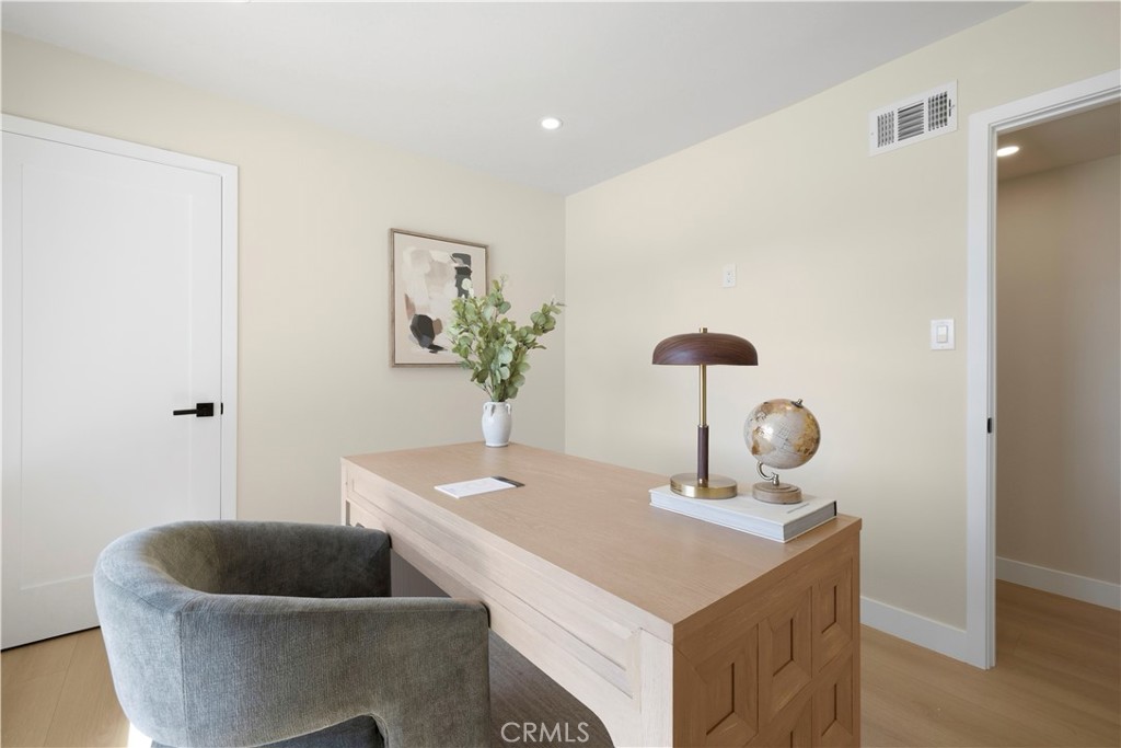 2133 Cochran Street Simi Valley, CA 93065 - Photo 16 of 35