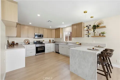 $879,950 | 2133 Cochran Street, Simi Valley, CA 93065