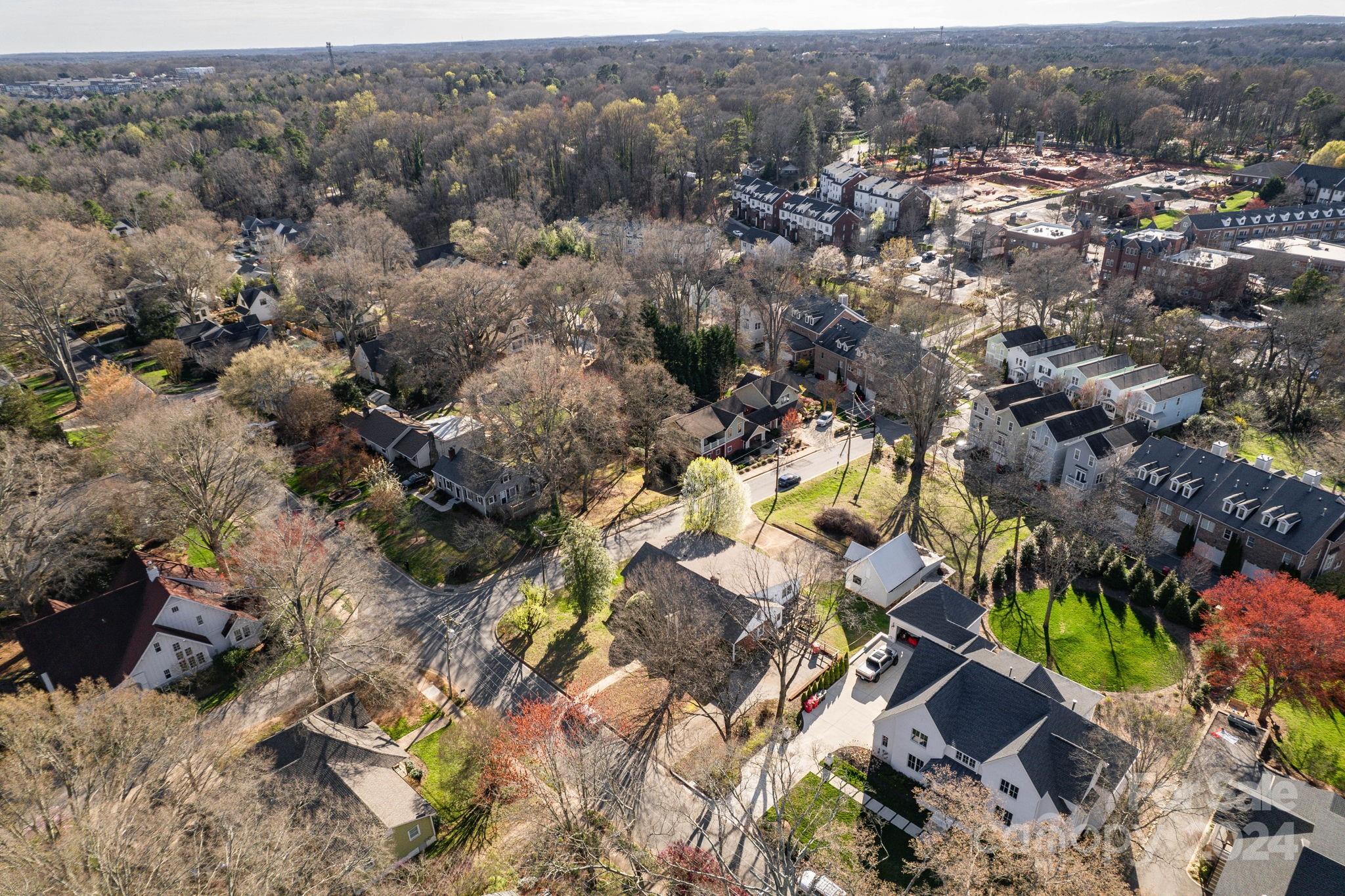 318 Walnut Street Davidson, NC 28036 - Photo 12 of 21 an aerial view of multiple house