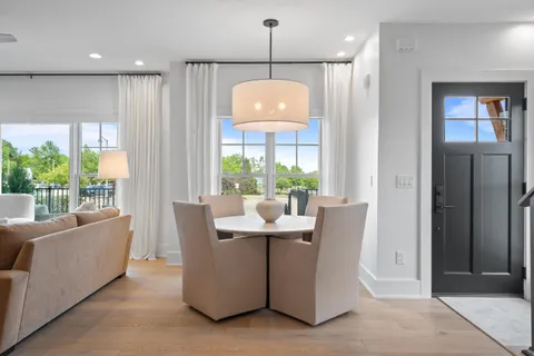 $1,765,000 | 278 High Street, Unit 9, Fontana, WI 53125