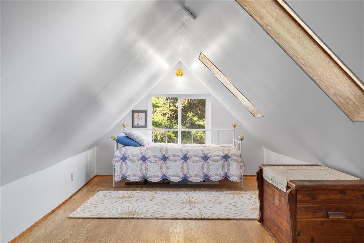 17370 West Corral Hollow Road Tracy, CA 95377 - Photo 18 of 43 a living room with furniture and a large window
