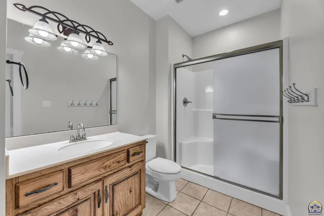 $584,000 | 4112 Blackjack Oak Drive, Lawrence, KS 66047