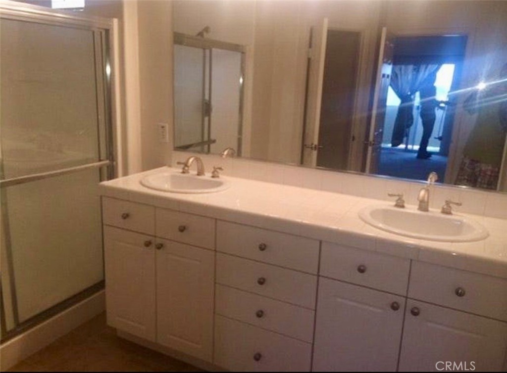 2818 Green River Road, Unit 102 Corona, CA 92882 - Photo 4 of 6