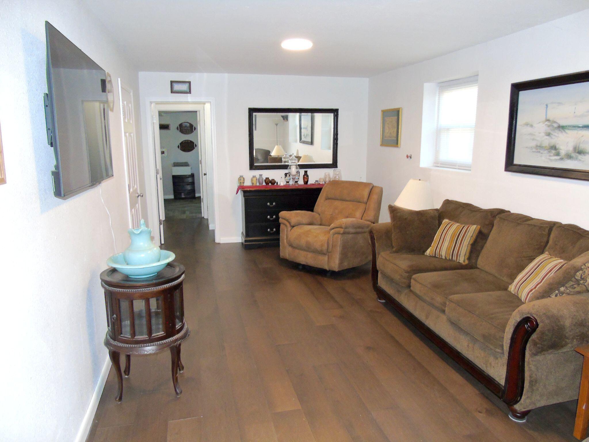 1102 Nickajack Circle Jasper, TN 37347 - Photo 29 of 41 Spacious family room with LED light fixt