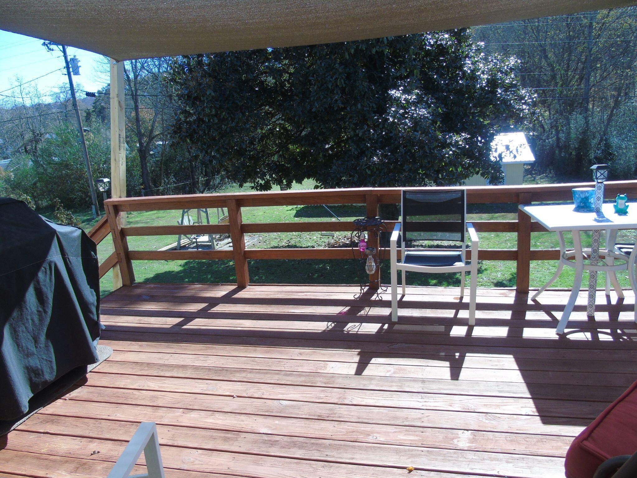 1102 Nickajack Circle Jasper, TN 37347 - Photo 32 of 41 Entertaining deck with shade