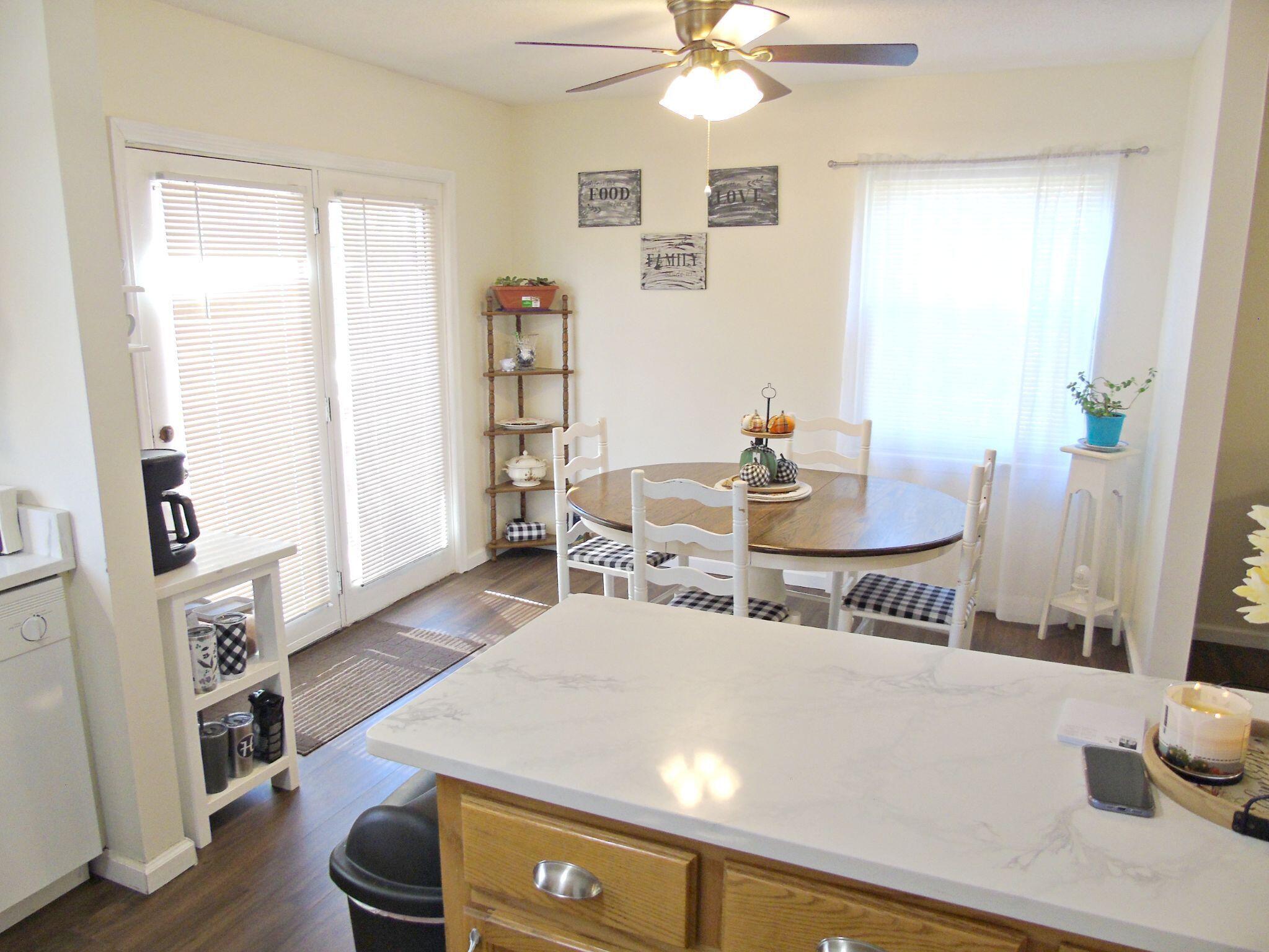 1102 Nickajack Circle Jasper, TN 37347 - Photo 8 of 41 Quartz countertops