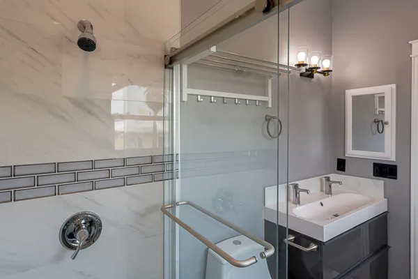 $2,250 | 1801 Rosenberg Street, Unit 204, Galveston, TX 77550