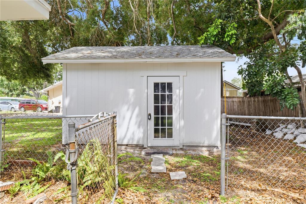 970 Gulf View Boulevard Dunedin, FL 34698 - Photo 7 of 34