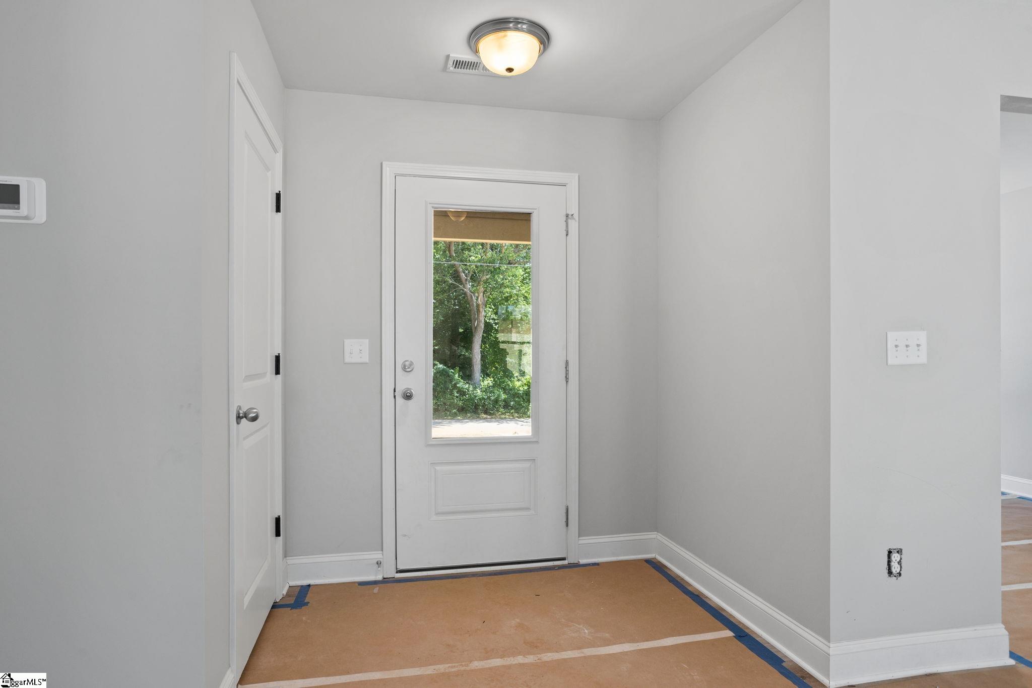217 Buckingham Road Duncan, SC 29334 - Photo 4 of 21