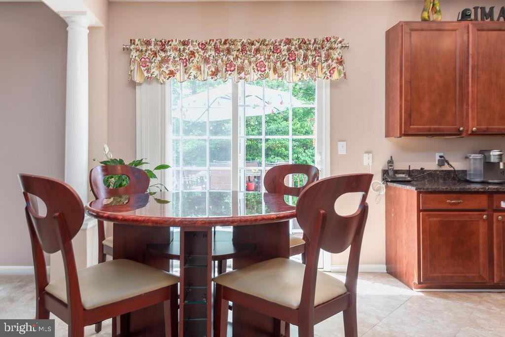 9052 Mullen Road King George, VA 22485 - Photo 8 of 71 Kitchen dining area