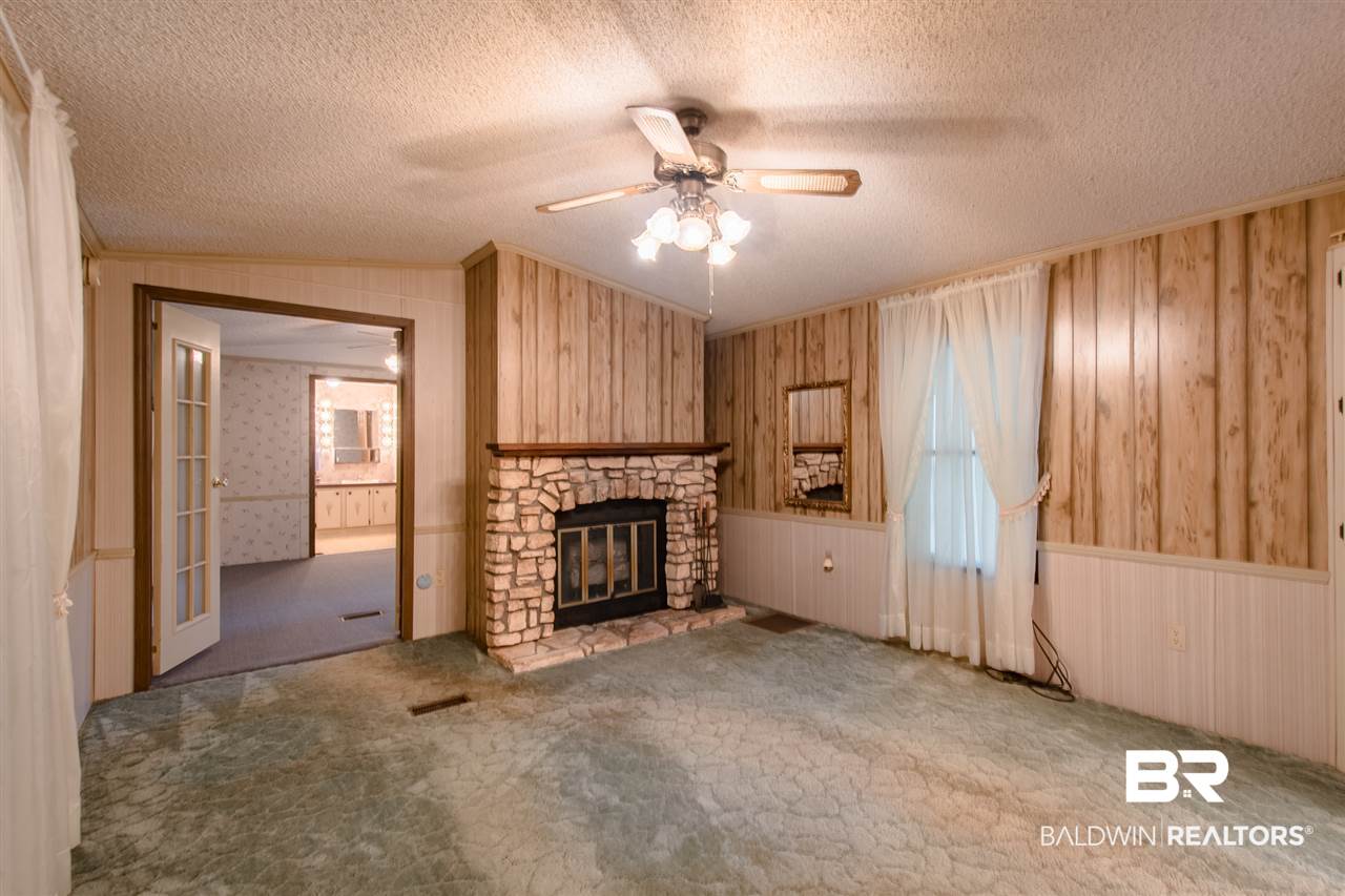 19253 North East River Road Silverhill, AL 36576 - Photo 23 of 49 Dining Room