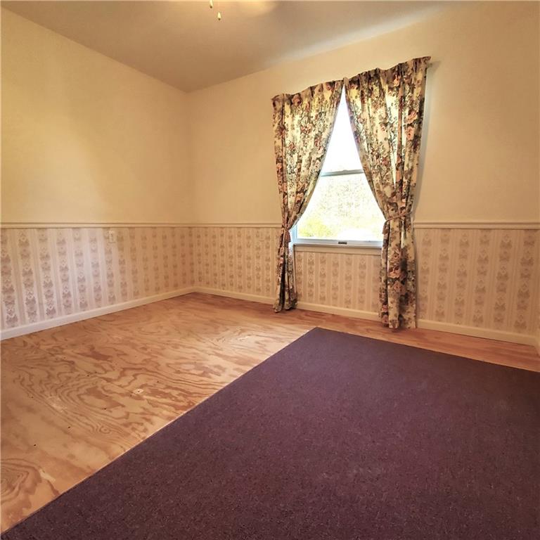 266 Catalpa Road Chicora, PA 16025 - Photo 20 of 23 an empty room with windows