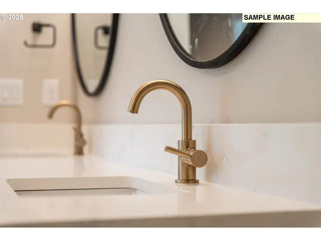 $739,900 | 5809 Northeast 111th Circle, Vancouver, WA 98686