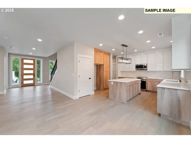 $739,900 | 5809 Northeast 111th Circle, Vancouver, WA 98686