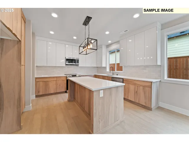 $739,900 | 5809 Northeast 111th Circle, Vancouver, WA 98686