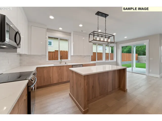 $739,900 | 5809 Northeast 111th Circle, Vancouver, WA 98686