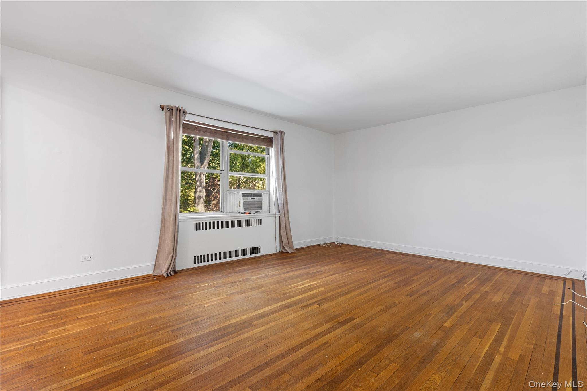 824 Palmer Road, Unit 2D Bronxville, NY 10708 - Photo 13 of 21