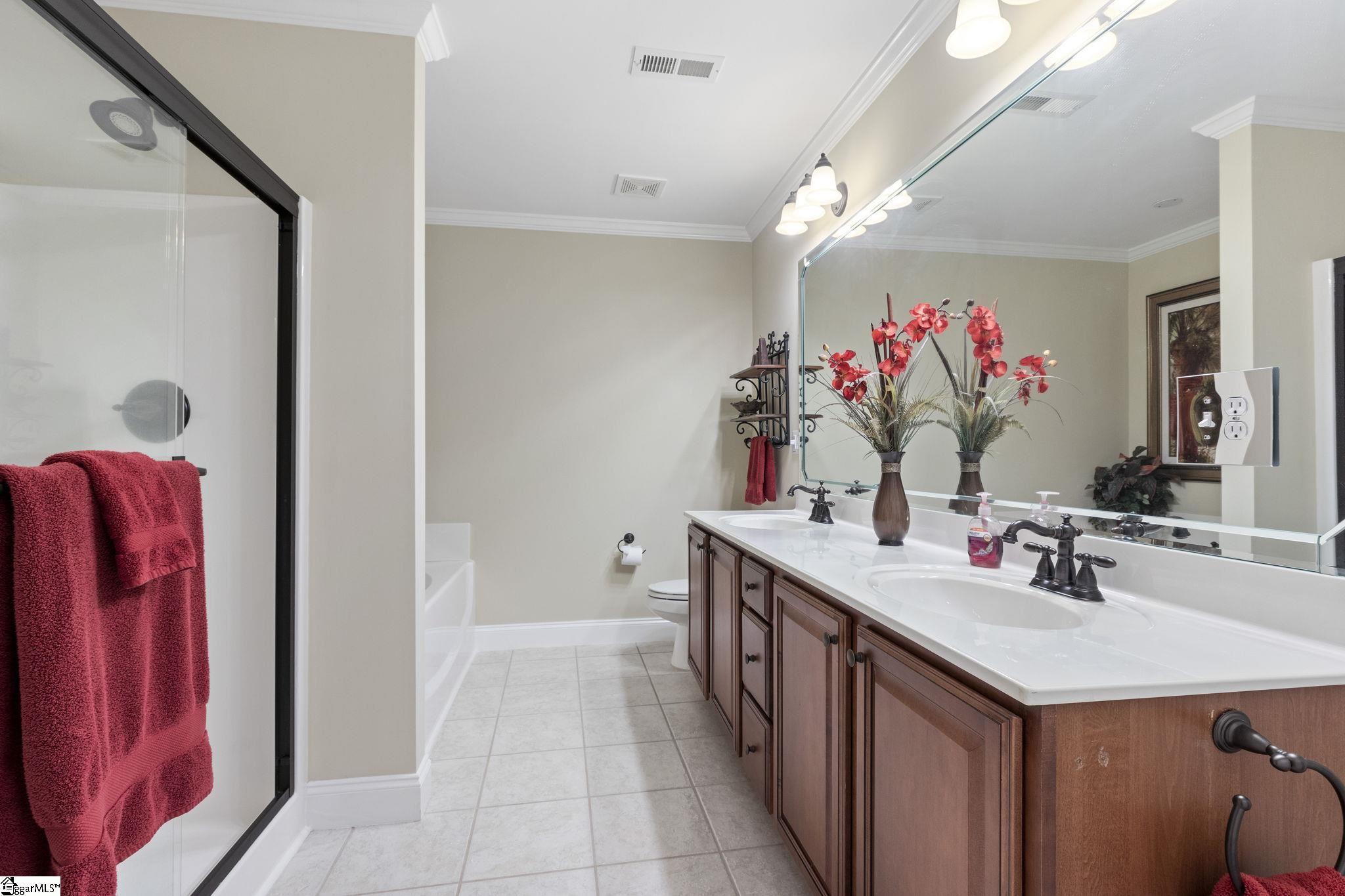 320 New Tarleton Way Greer, SC 29650 - Photo 19 of 36 Gallery Image 19