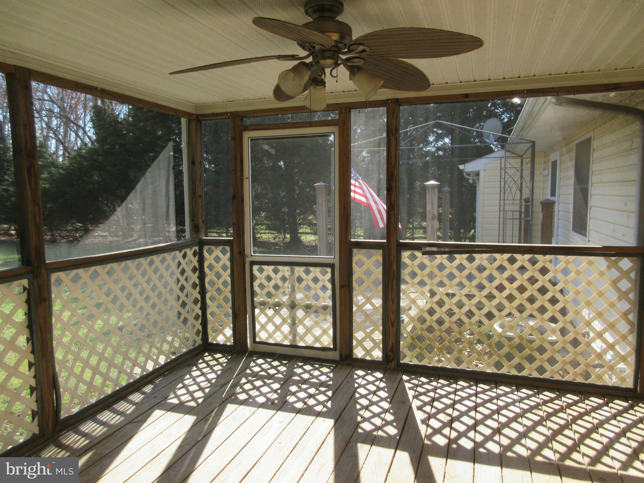 124 Scottown Road Queenstown, MD 21658 - Photo 10 of 14 SCREENED PORCH