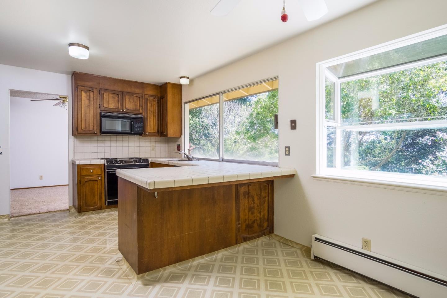 237 Walker Valley Road Castroville, CA 95012 - Photo 5 of 15 Gallery Image 5