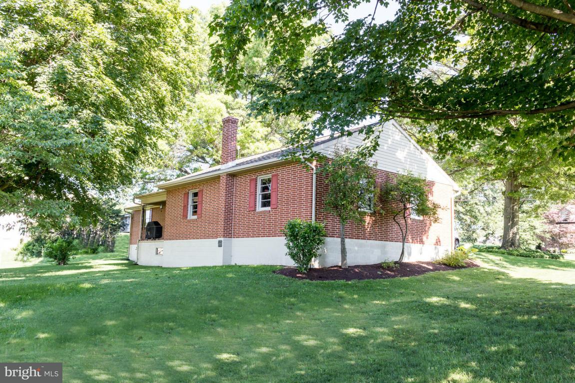 2824 North Colebrook Road Manheim, PA 17545 - Photo 18 of 36