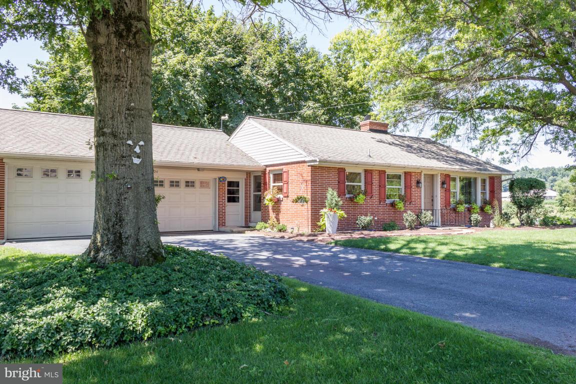 2824 North Colebrook Road Manheim, PA 17545 - Photo 19 of 36