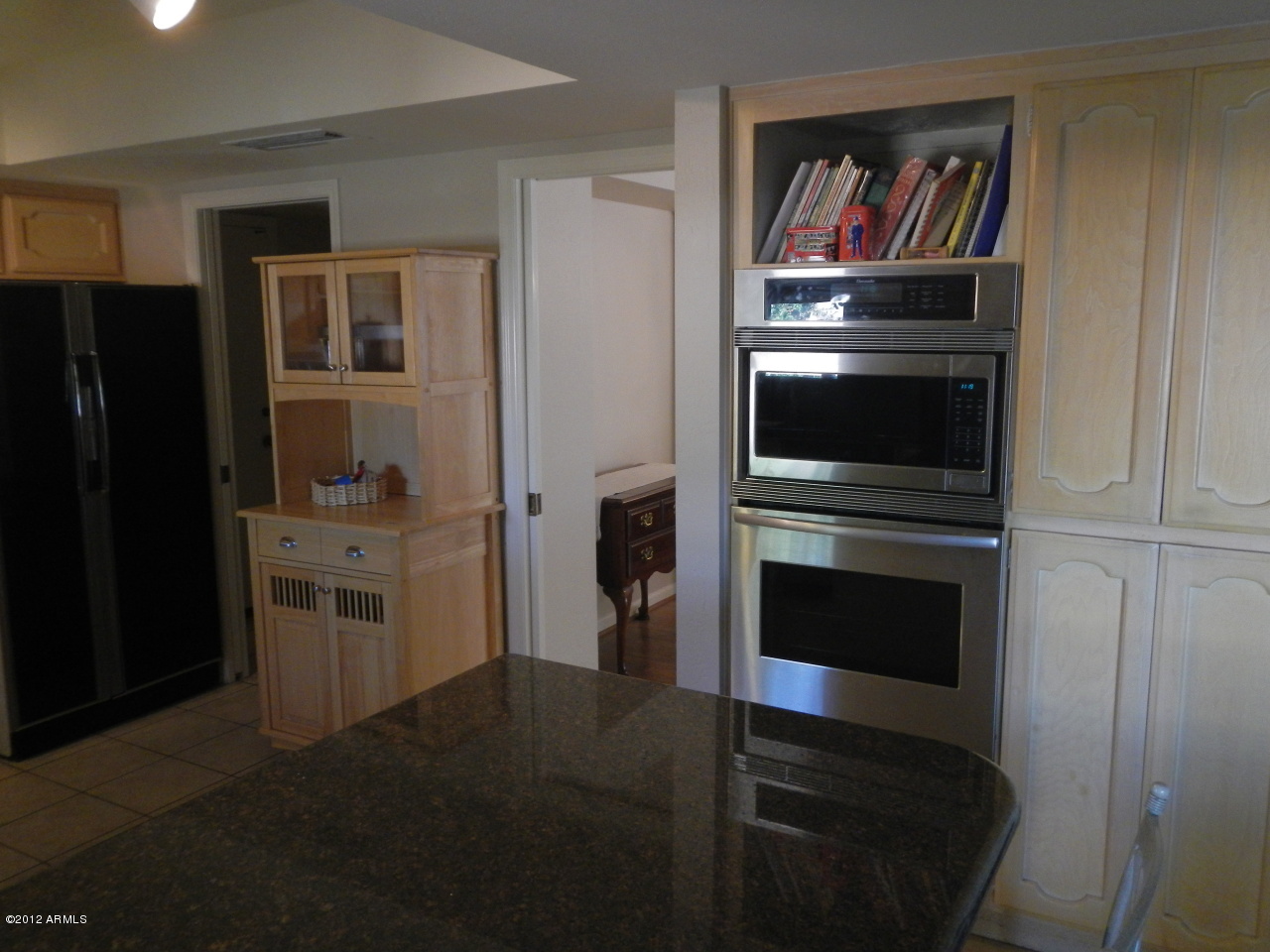 4436 East Camelback Road, Unit 38 Phoenix, AZ 85018 - Photo 11 of 19 kitchen 3