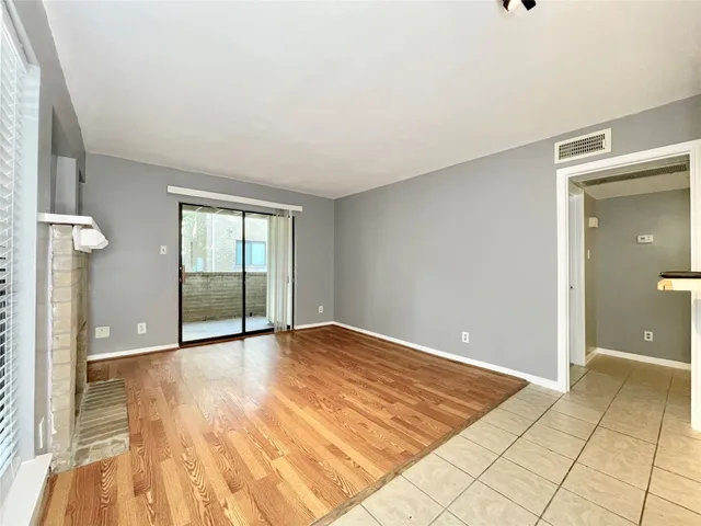 $1,100 | 3500 Tangle Brush Drive, Unit 3, Spring, TX 77381