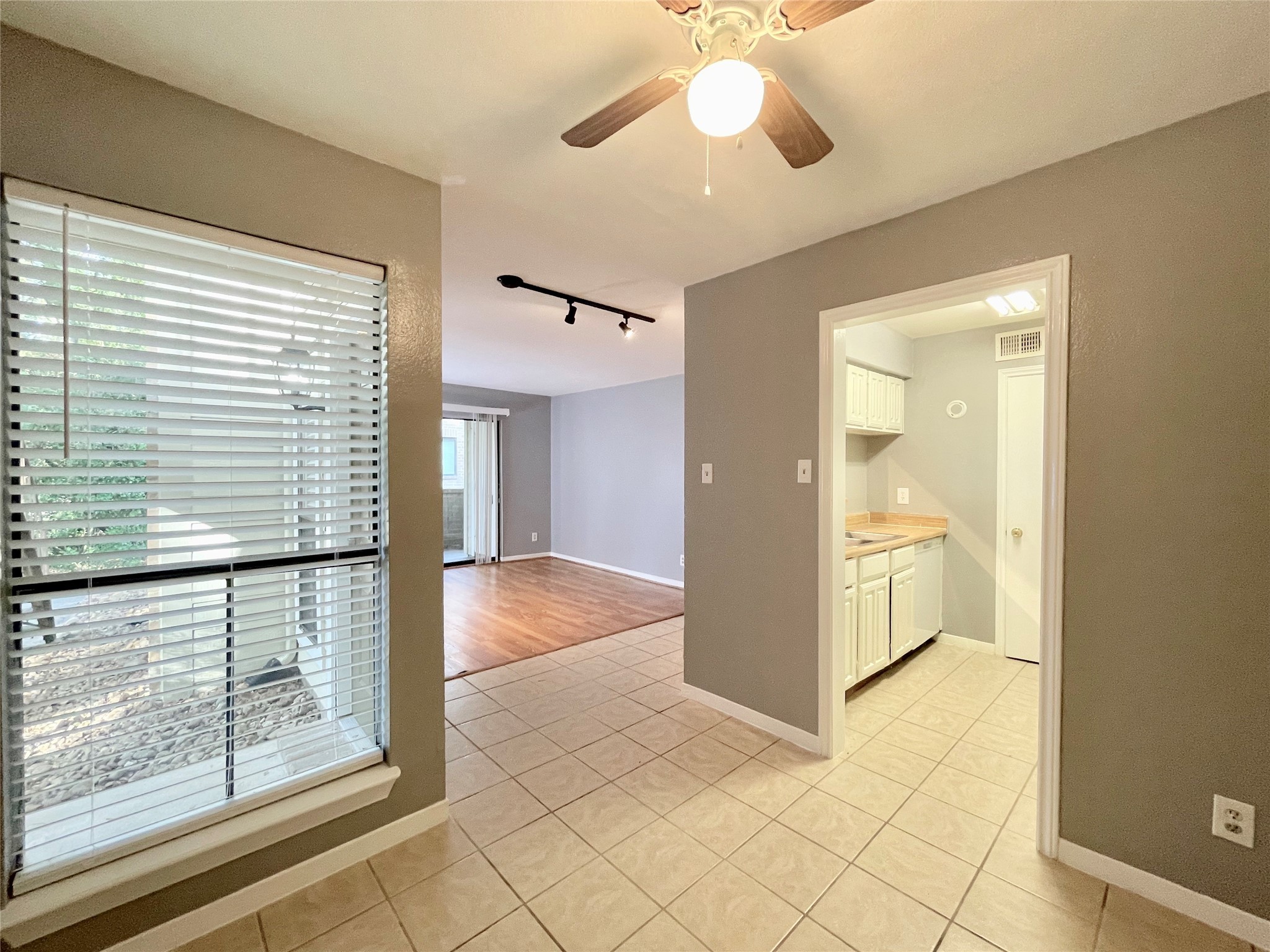 3500 Tangle Brush Drive, Unit 3 Spring, TX 77381 - Photo 7 of 19