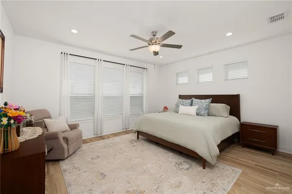 $4,000 | 14728 Aqualina Way, McAllen, TX 78504