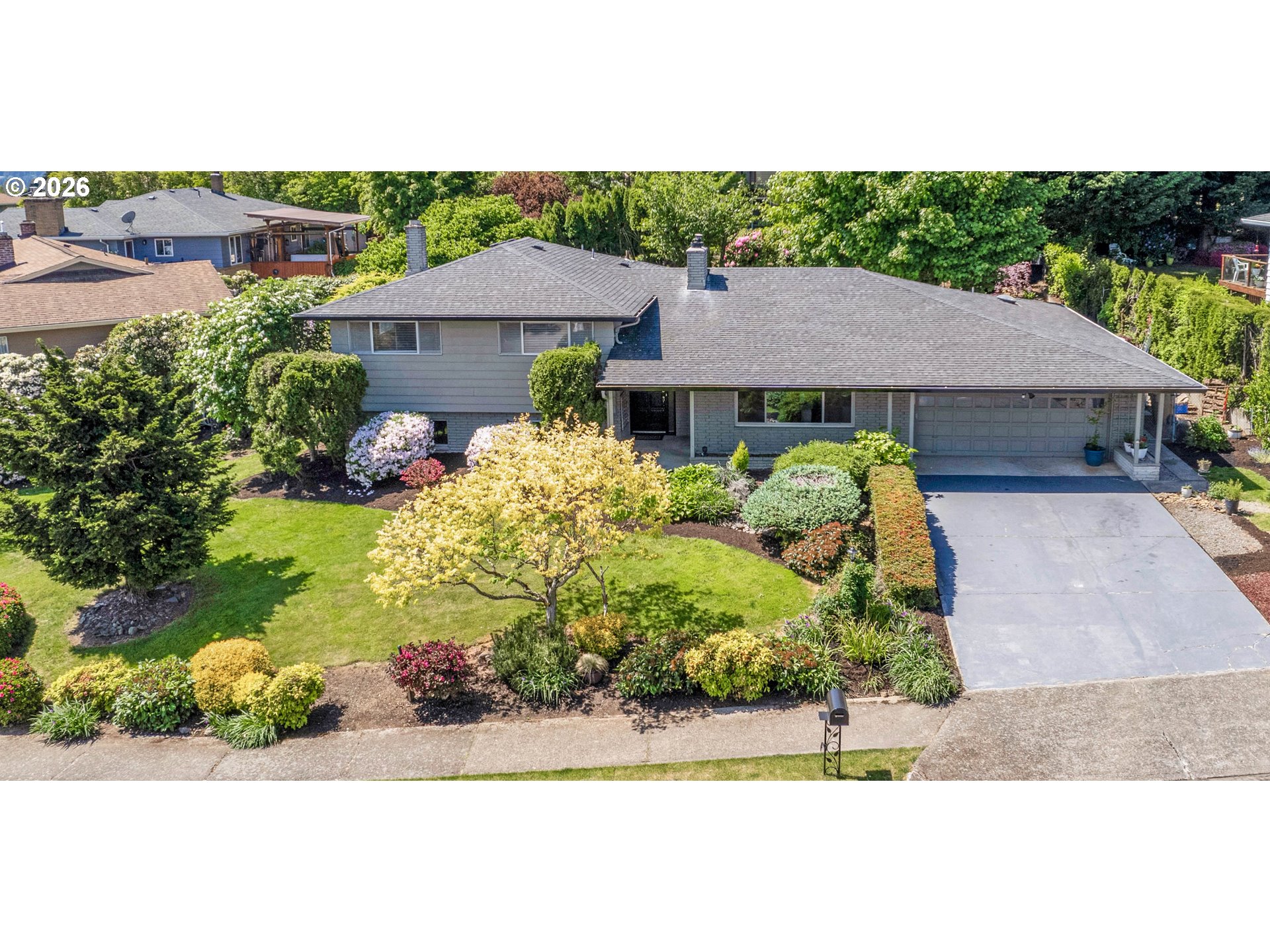 4729 Southeast Concord Road Milwaukie, OR 97267 - Photo 3 of 42