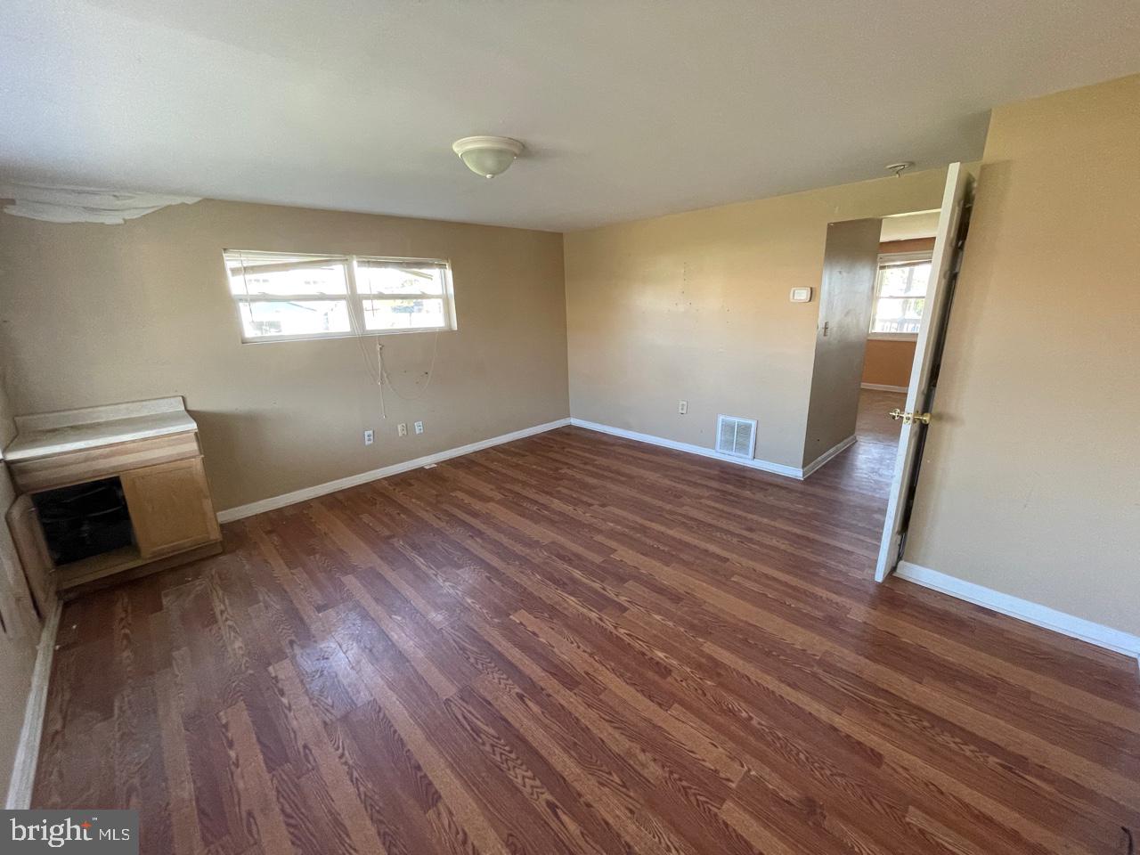 2767 Norfen Road Baltimore, MD 21227 - Photo 2 of 13 Gallery Image 2