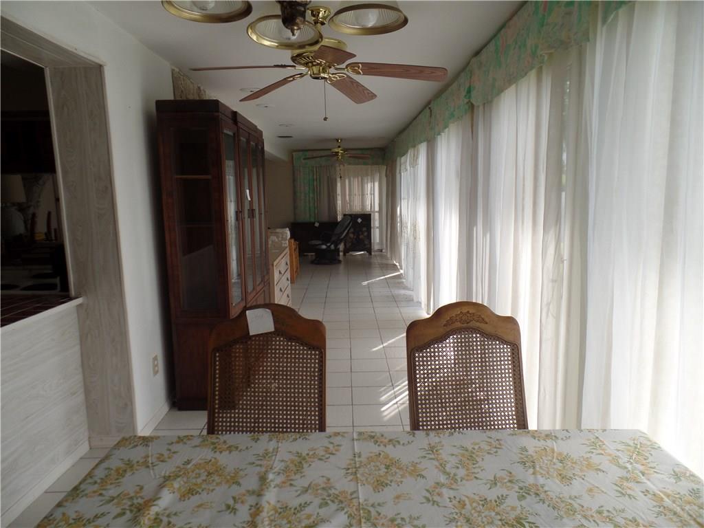 150 Southwest Cabana Point Circle, Unit 13 Stuart, FL 34994 - Photo 18 of 25 Gallery Image 18