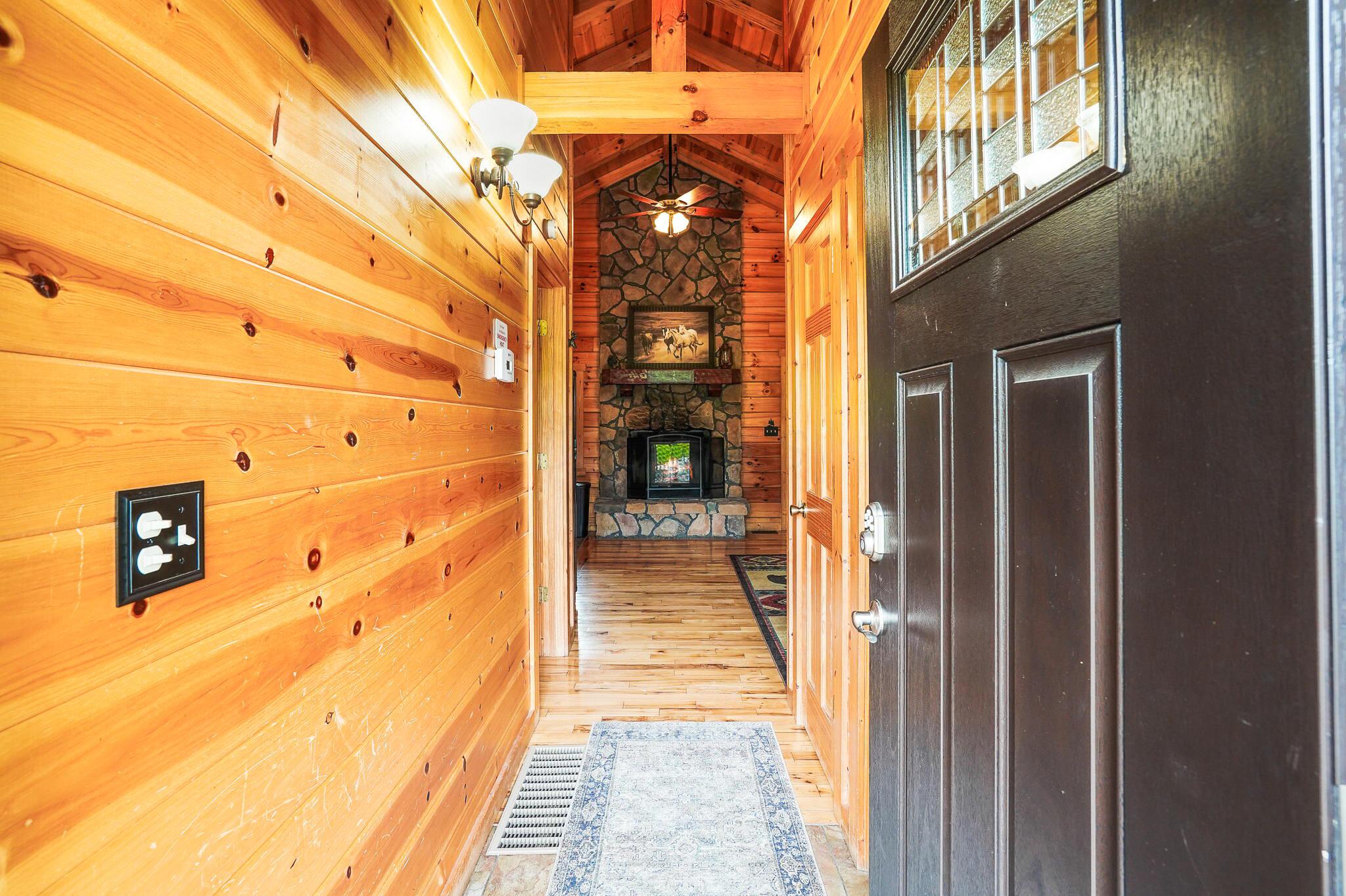 23402 Bigham Road Rockbridge, OH 43149 - Photo 2 of 18 Entrance
