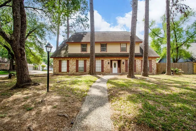 $315,000 | 1103 Suwanee Lane, Houston, TX 77090