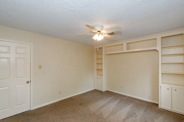 $315,000 | 1103 Suwanee Lane, Houston, TX 77090