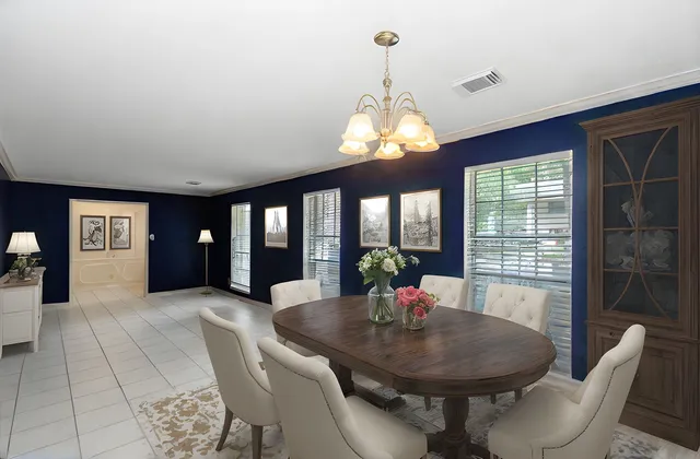 $315,000 | 1103 Suwanee Lane, Houston, TX 77090