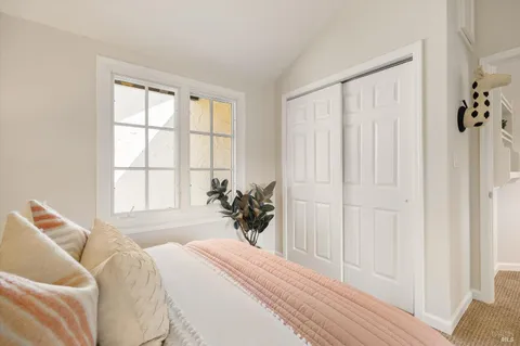 $1,895,000 | 5 Edgemar Way, Corte Madera, CA 94925