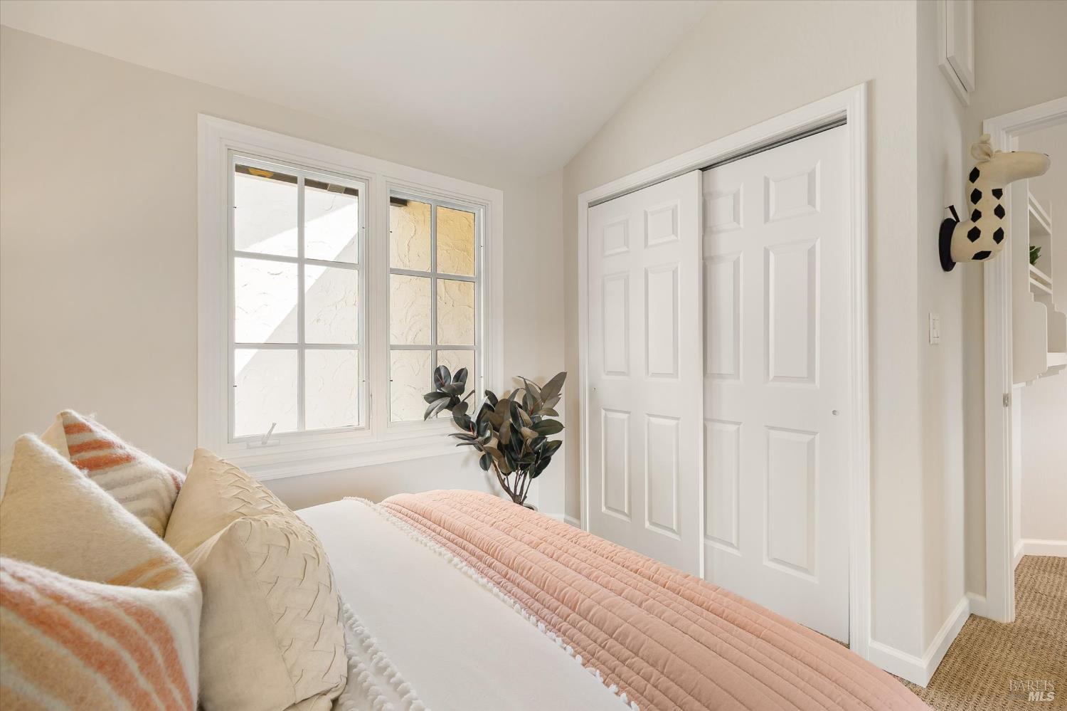 5 Edgemar Way Corte Madera, CA 94925 - Photo 34 of 54