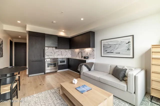 $549,900 | 124 Village Lane, Unit 318, Sandpoint, ID 83864