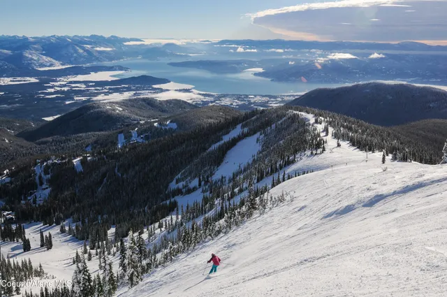 $549,900 | 124 Village Lane, Unit 318, Sandpoint, ID 83864