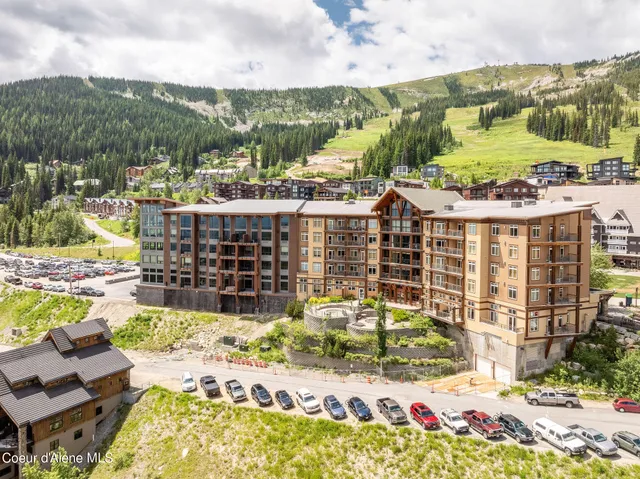 $549,900 | 124 Village Lane, Unit 318, Sandpoint, ID 83864