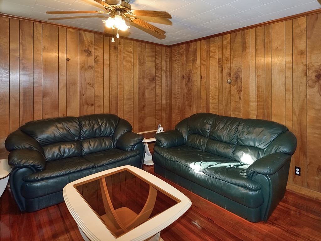 67 Jasper Street Springfield, MA 01109 - Photo 8 of 23