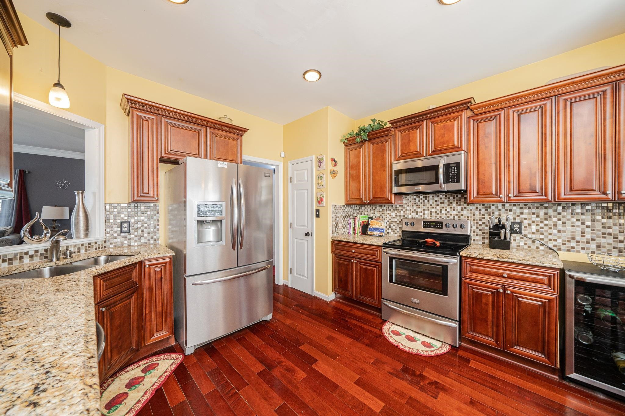 5104 Amberfield Way Raleigh, NC 27604 - Photo 8 of 18 Kitchen