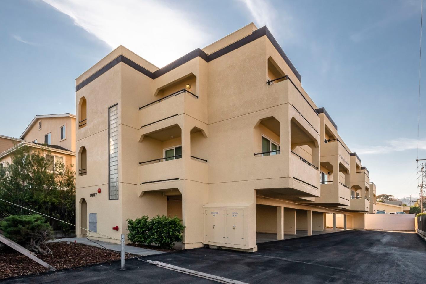 1007 Hemlock Avenue Millbrae, CA 94030 - Photo 1 of 34 a view of a large white building