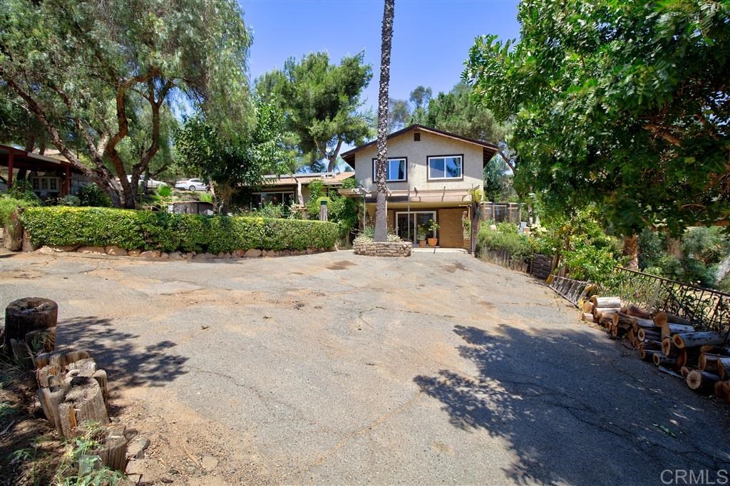 29960 Anthony Road Valley Center, CA 92082 - Photo 2 of 25